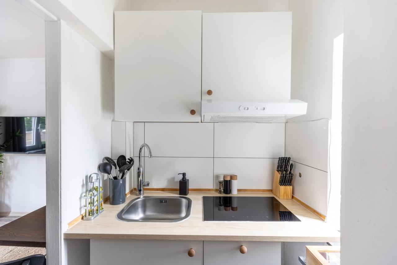 Perfekt Fuer 2! Wifi/ Netflix Apartment Duisburg Exterior photo